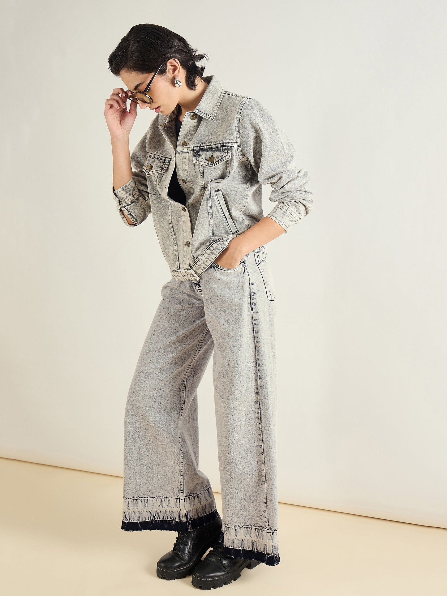 Grey Washed Hem Detai Low Waist Wide Leg Jeans