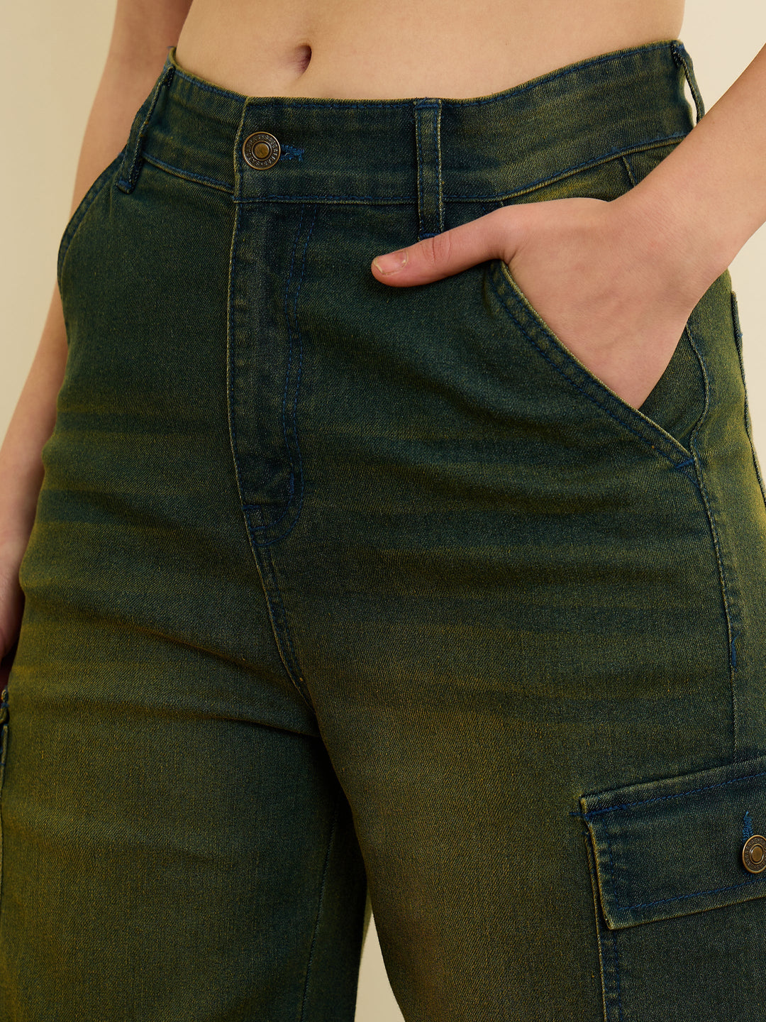 Women Green Overdyed Denim Straight Fit Jeans