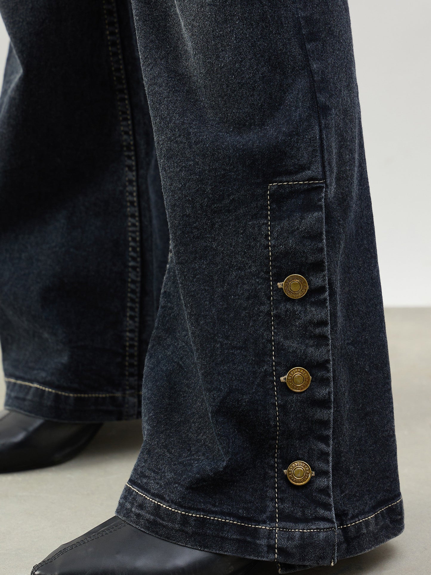 Women Black Washed Button-at-Hem Boot Cut Jeans