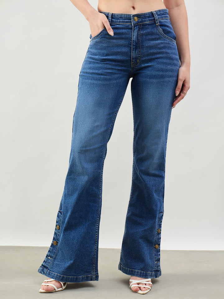 Women Blue Washed Button-at-Hem Boot Cut Jeans
