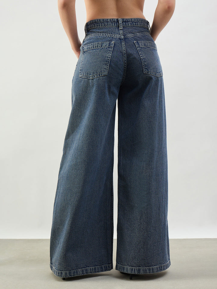 Women Blue Wash Low Waist Wide Leg Jeans