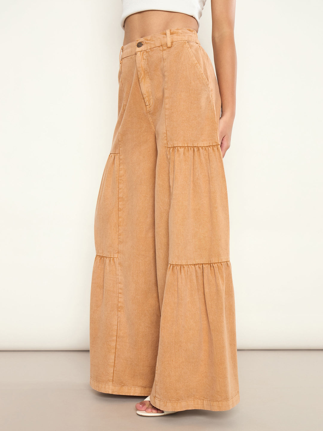Women Beige Overdyed Front Gathered Flared Jeans