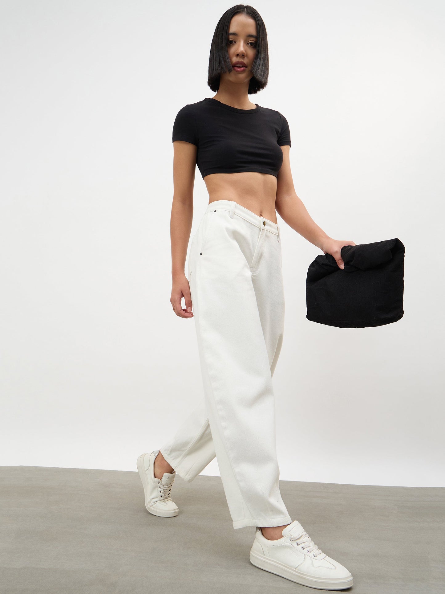 White Mid Rise Slouchy Fit Jeans