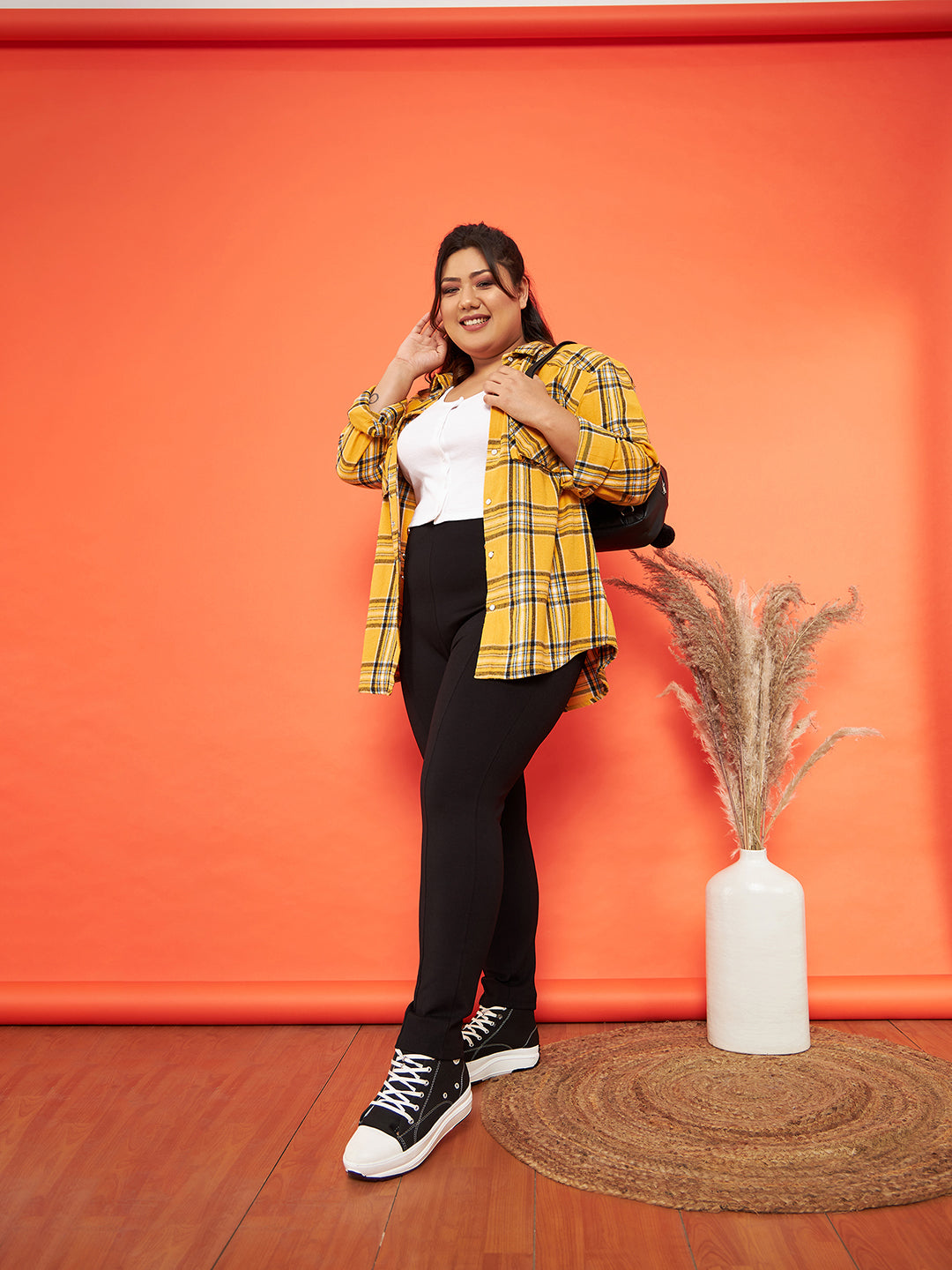 Black Show Button High Waist Jeggings-SASSAFRAS Curve