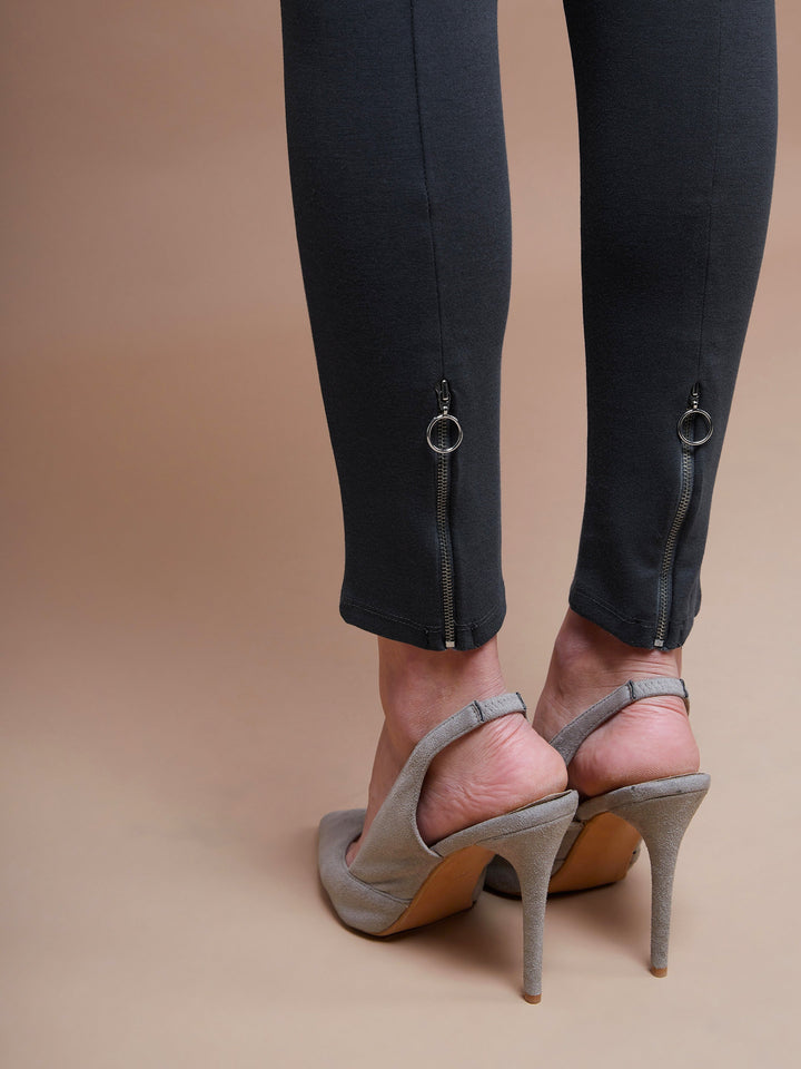 Grey Bottom Zipper Jeggings