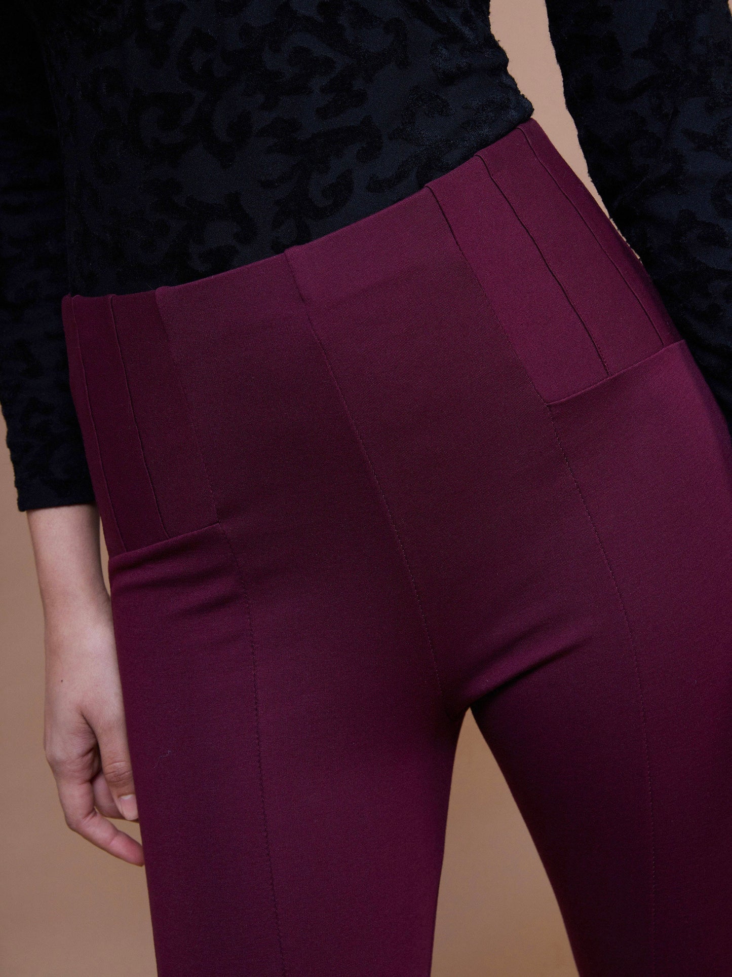Burgundy Bottom Zipper Jeggings