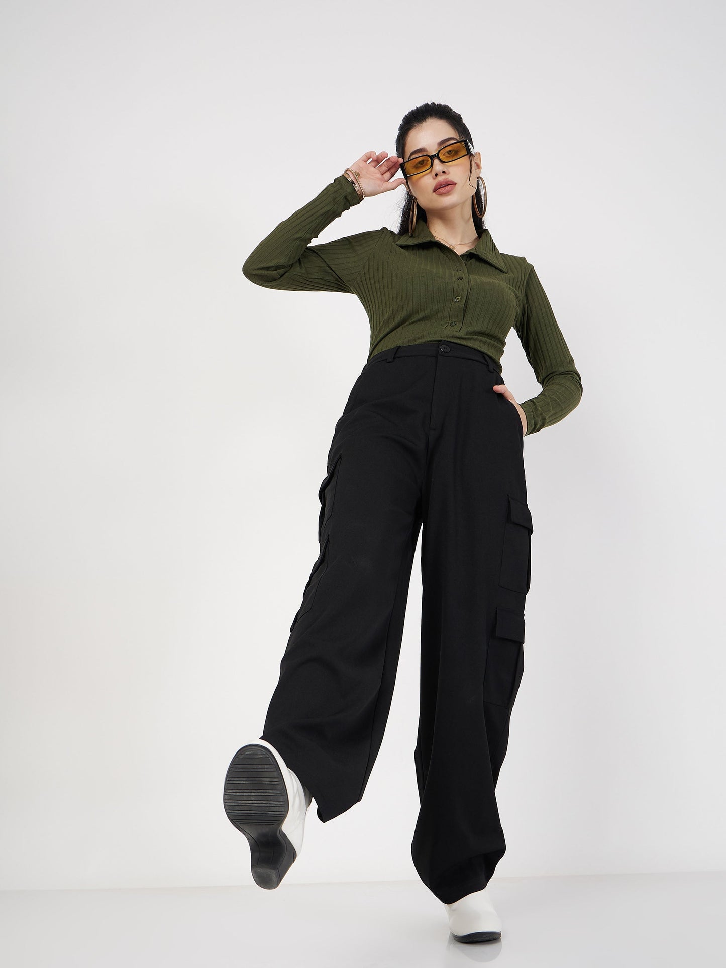 Women Black Multi Pocket Detail Cargo Pants