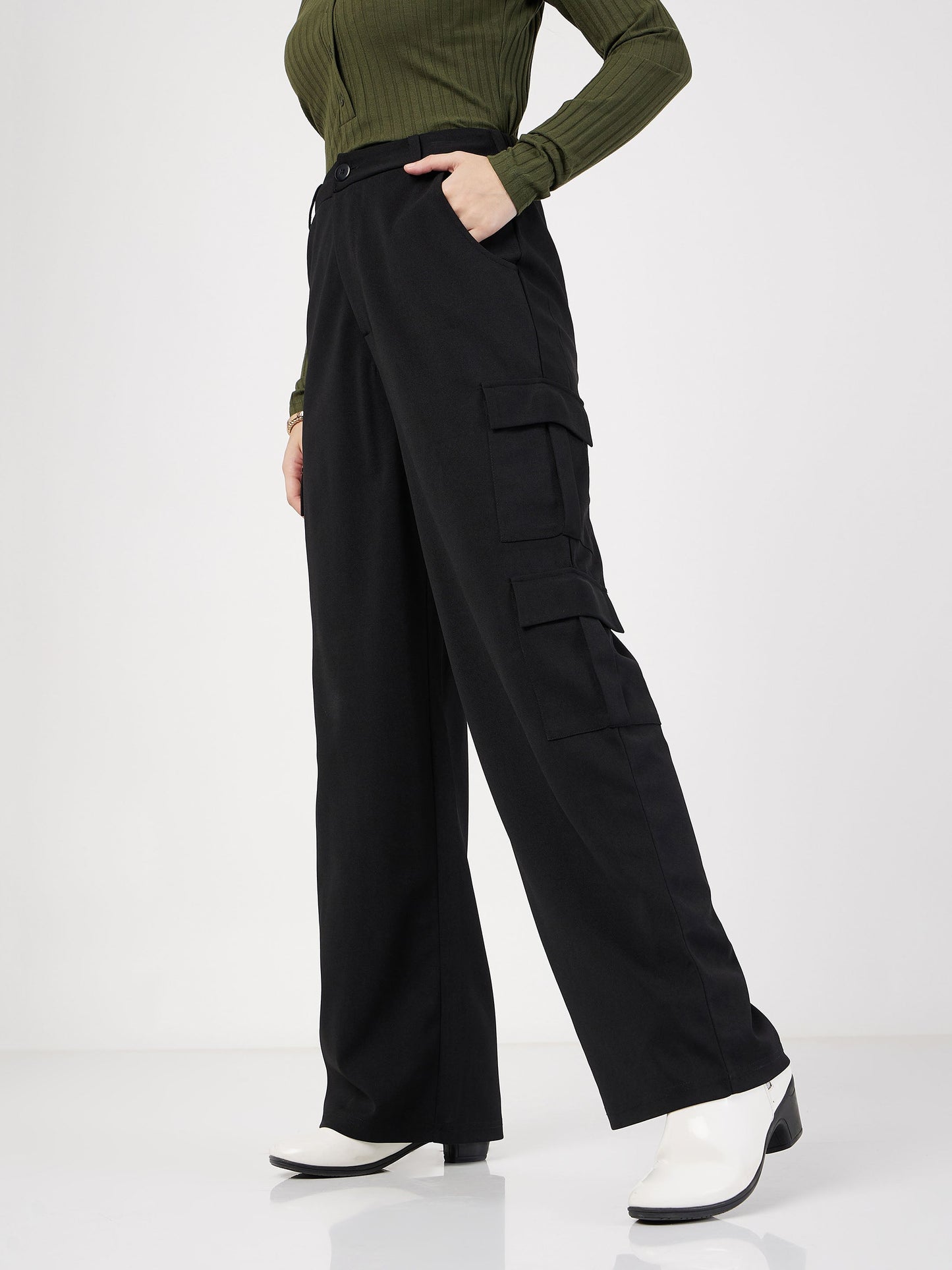 Women Black Multi Pocket Detail Cargo Pants