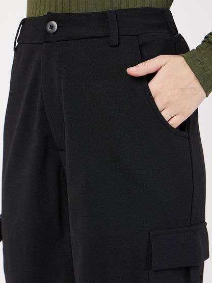 Women Black Multi Pocket Detail Cargo Pants