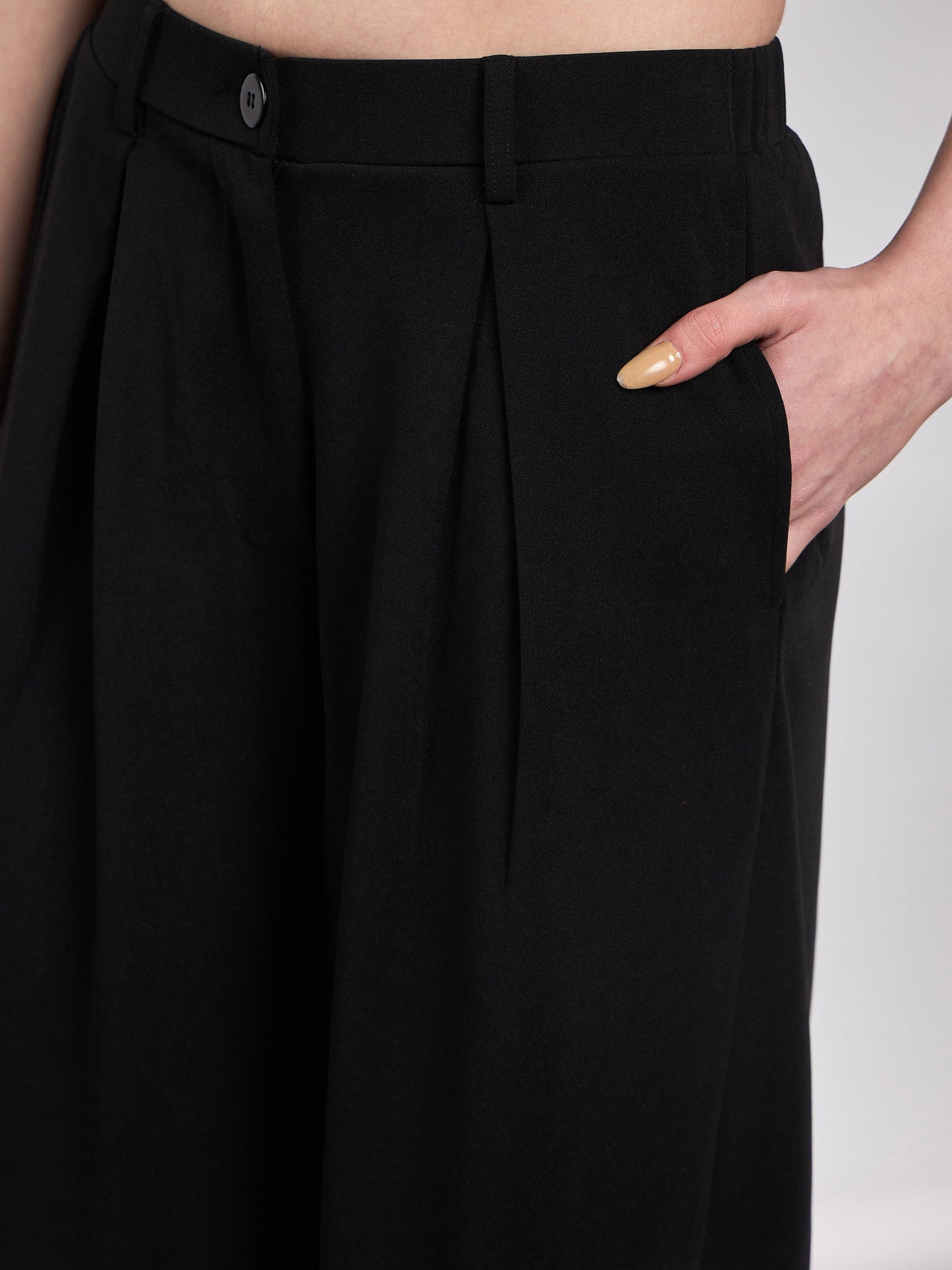 Women Black Front Pleated Loose Fit Korean Pants