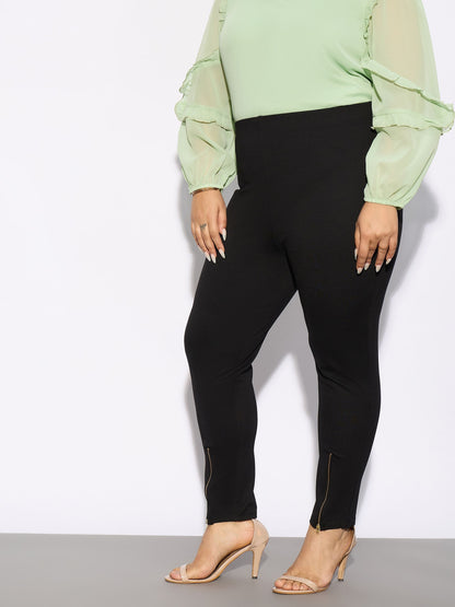 Black Metal Zipper Hem Detail Pants-SASSAFRAS Curve