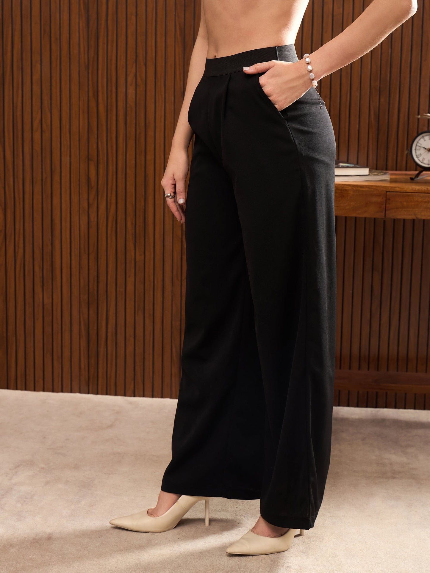 Women Black Elasticated Waist Pants