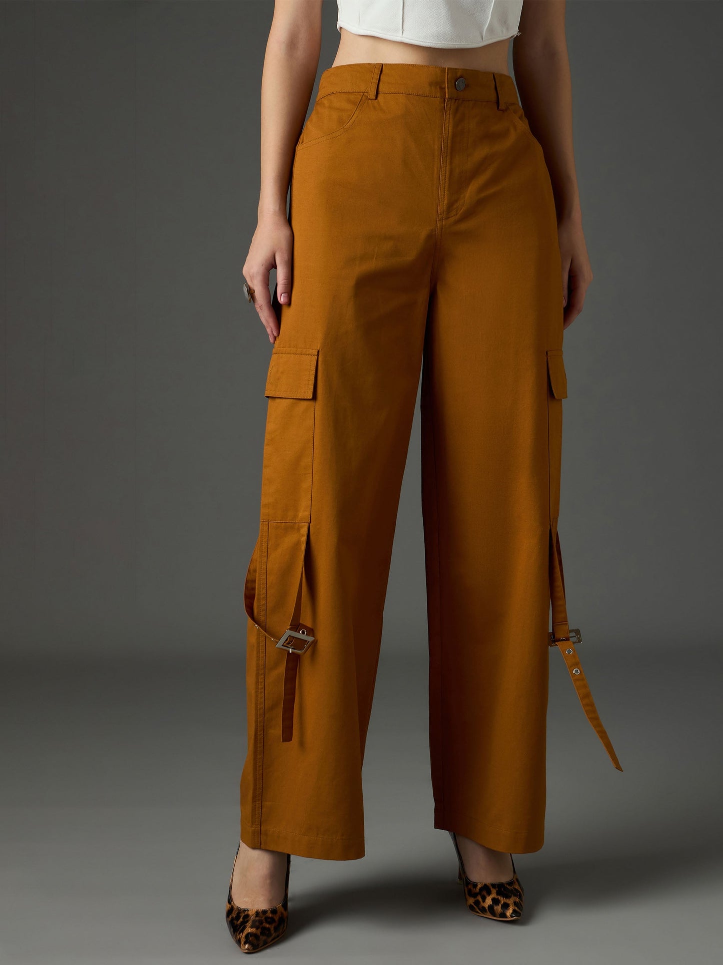 Women Tan Twill Pocket Loop Detail Cargo Pants