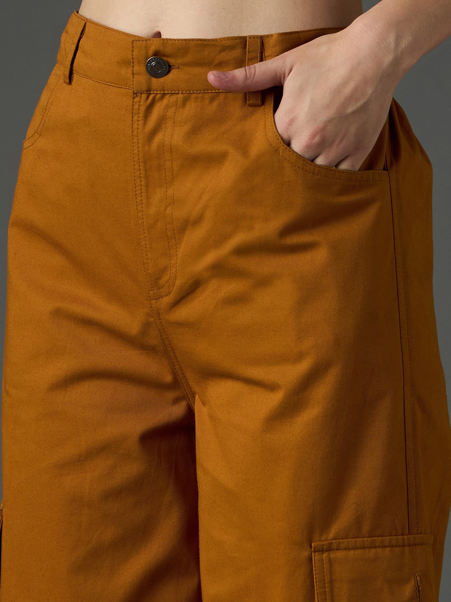 Women Tan Twill Pocket Loop Detail Cargo Pants