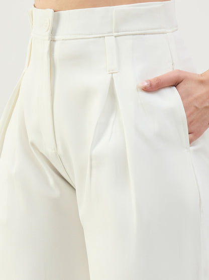 White Inverted Pleat Relax Fit Korean Pants