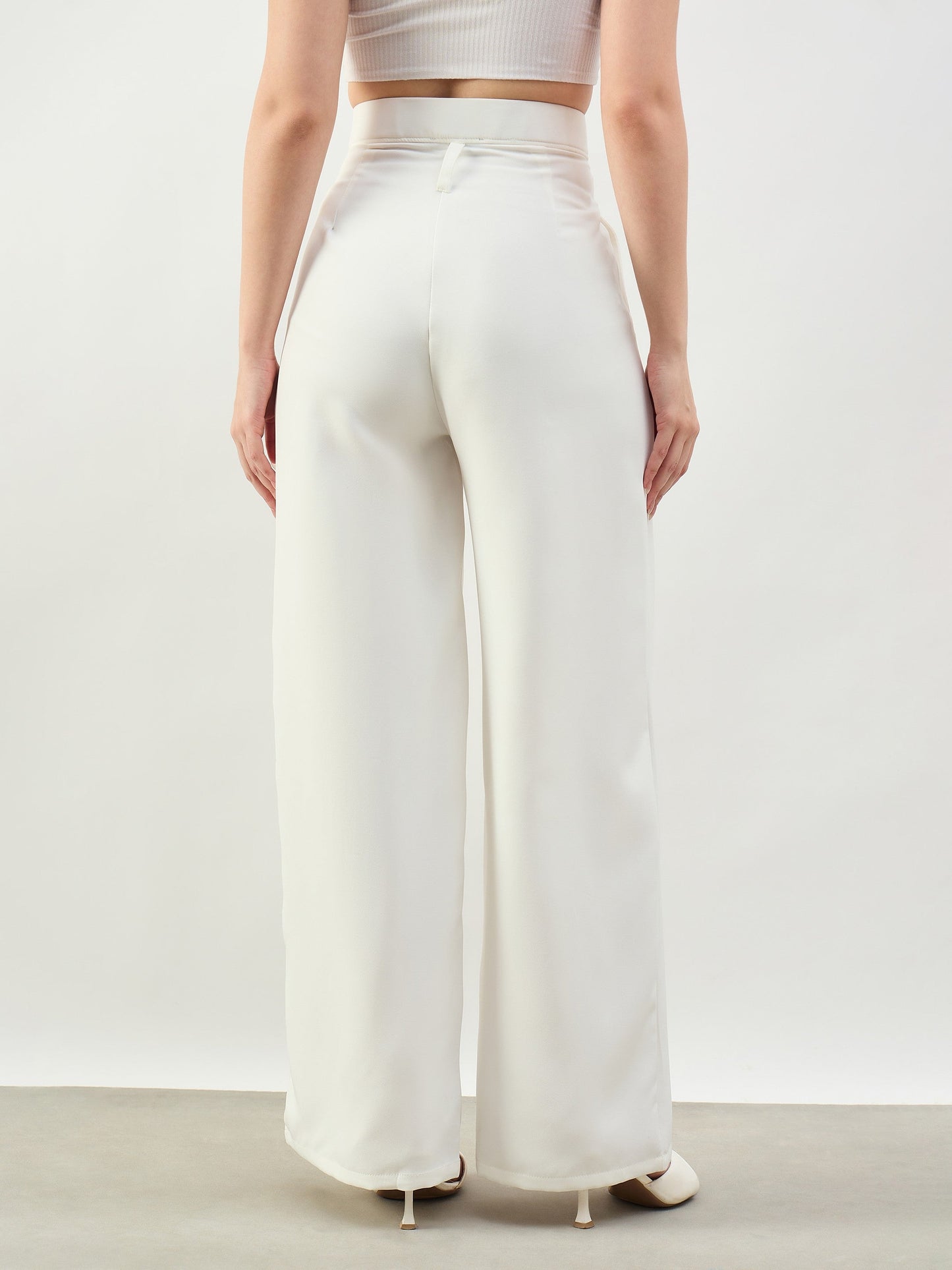 White Inverted Pleat Relax Fit Korean Pants
