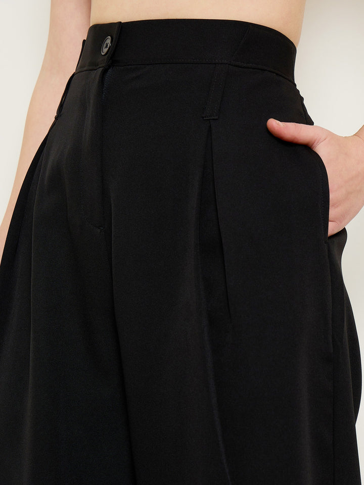 Women Black Inverted Pleat Relax Fit Korean Pants