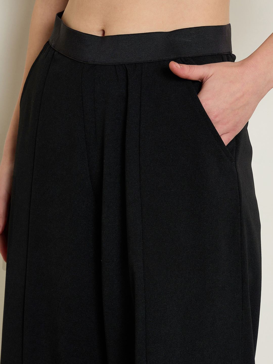 Women Black Elasticated Waist Straight Fit Korean Pants