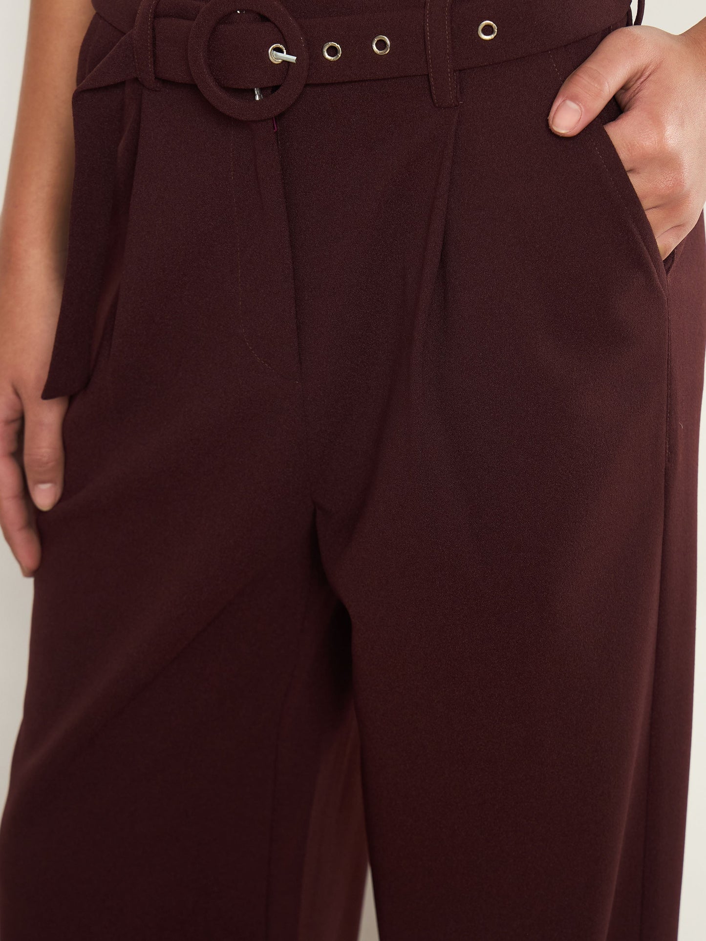 Women Burgundy Front Pleated Belted Straight Pants