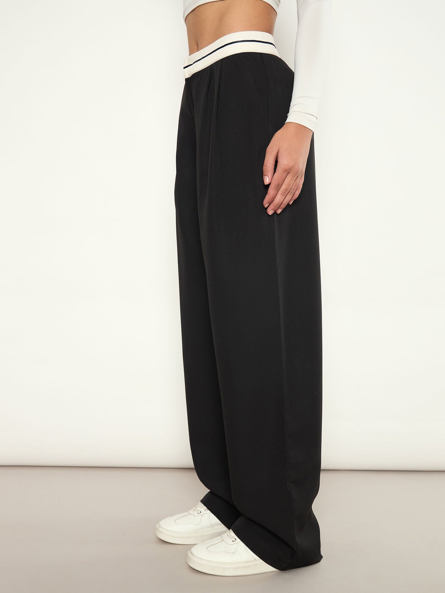 Women Black Front Pleated Wide Leg Korean Pants