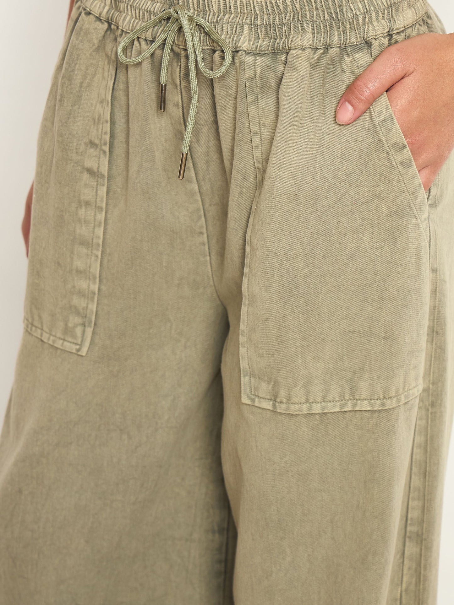 Women Olive Overdyed Elasticated Straight Pants