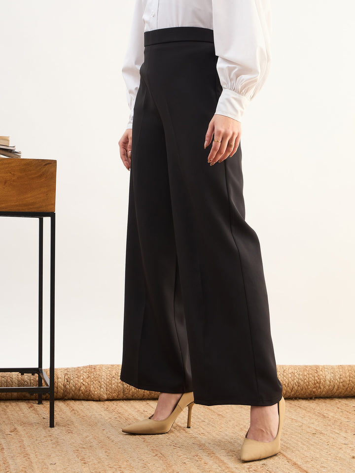 Women Black Elasticated Straight Fit Pants