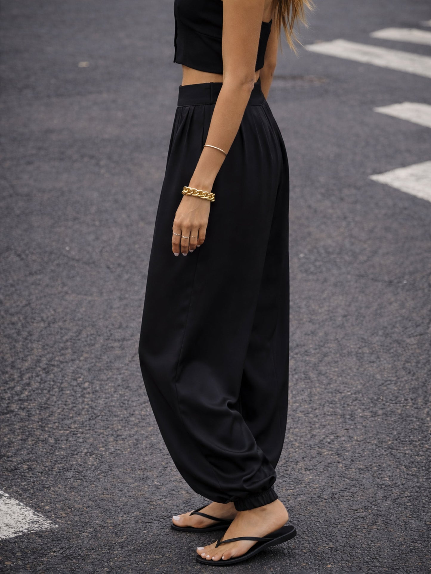 Black Front Pleated Balloon Pants