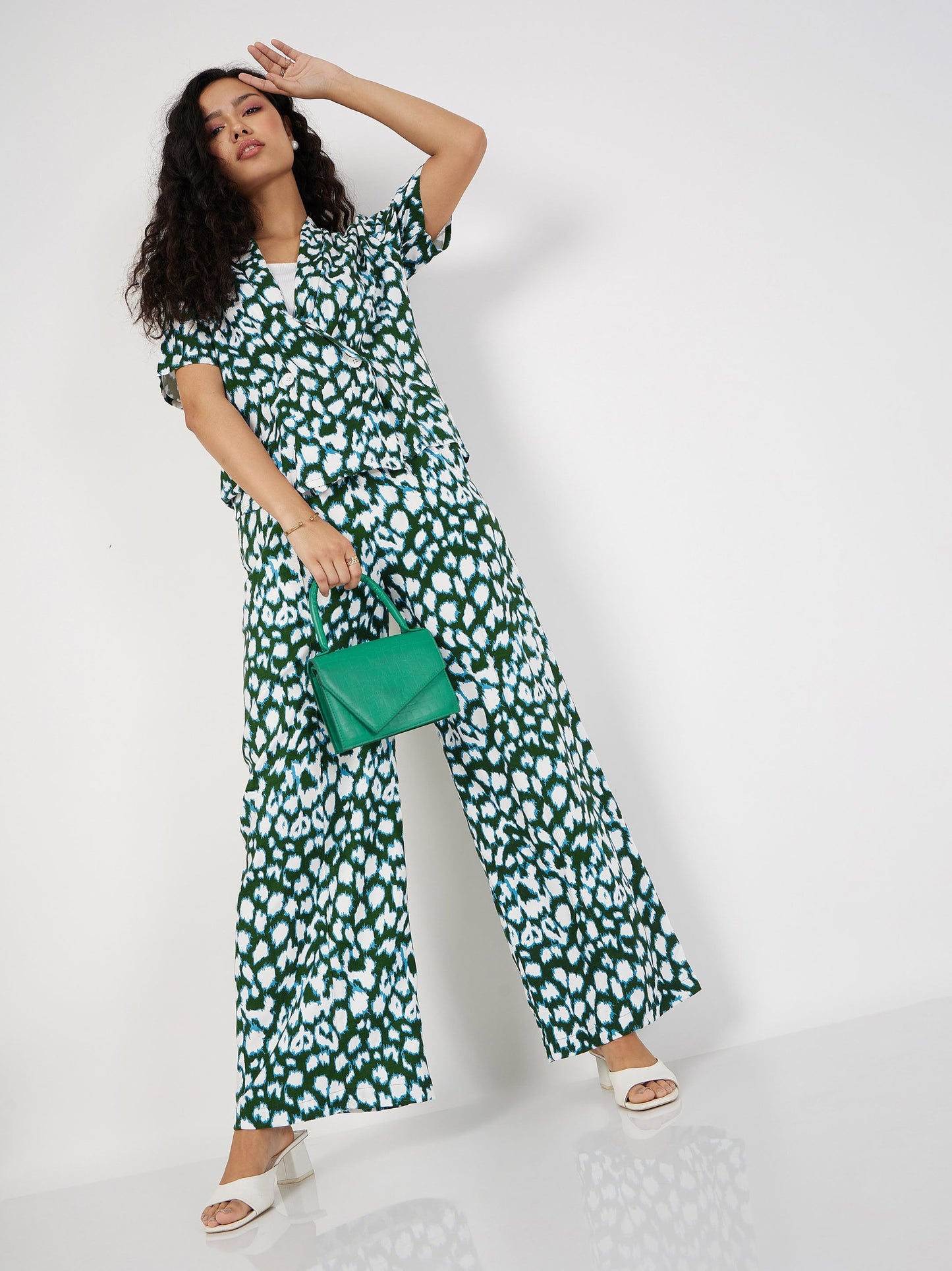 Green Abstract Shawl Collar Top With Pants