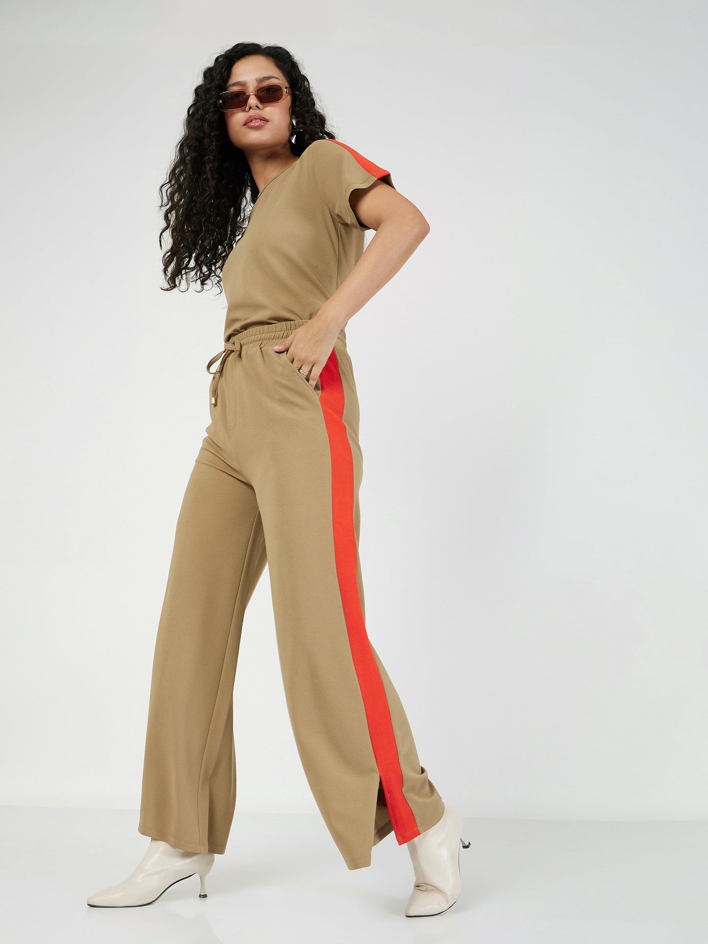 Beige Contrast Tape T-shirt With Track Pants