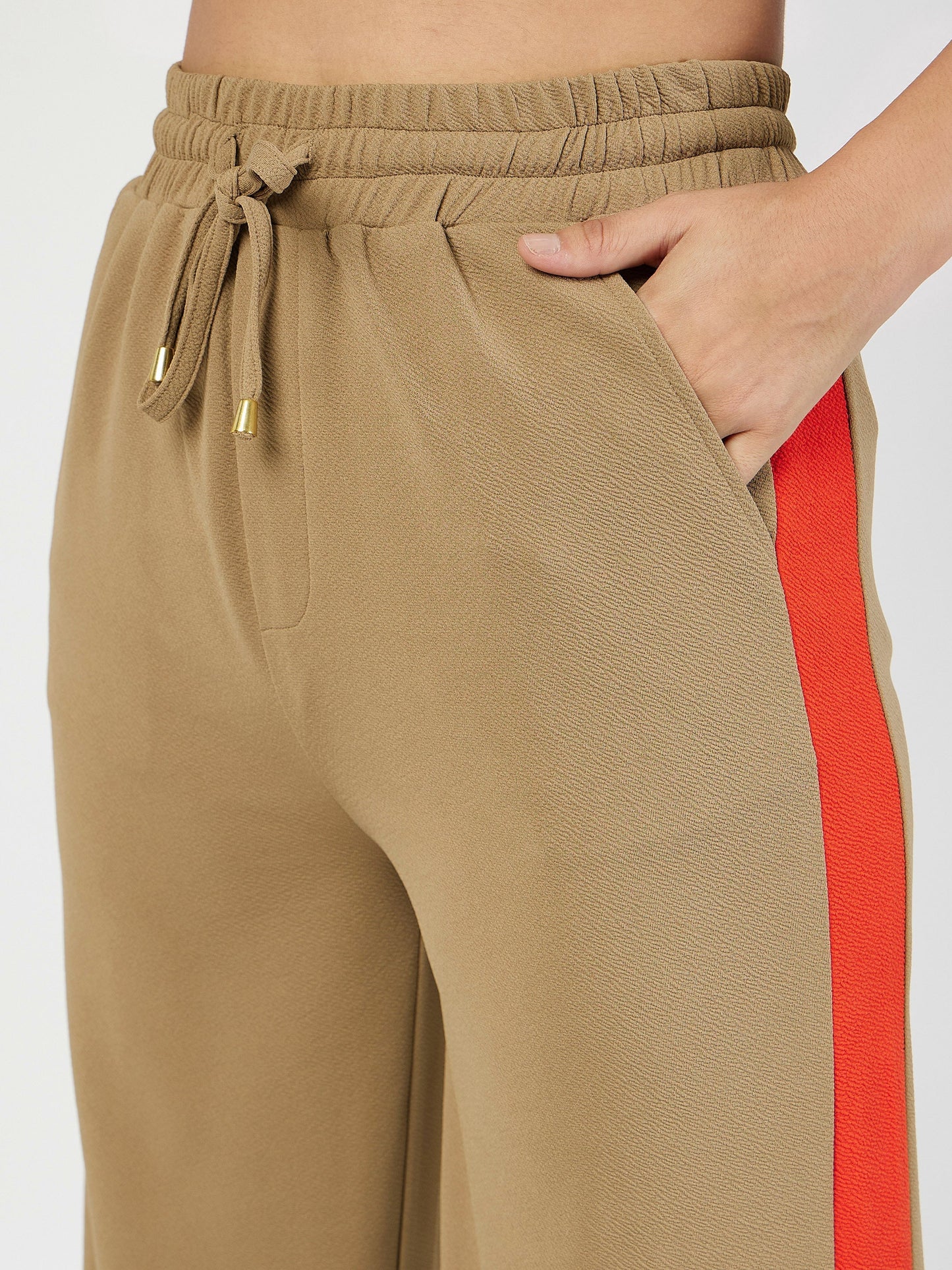 Beige Contrast Tape T-shirt With Track Pants
