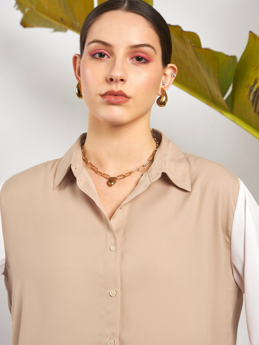 Women Beige &amp; White Colo Block Shirt With Darted Pants