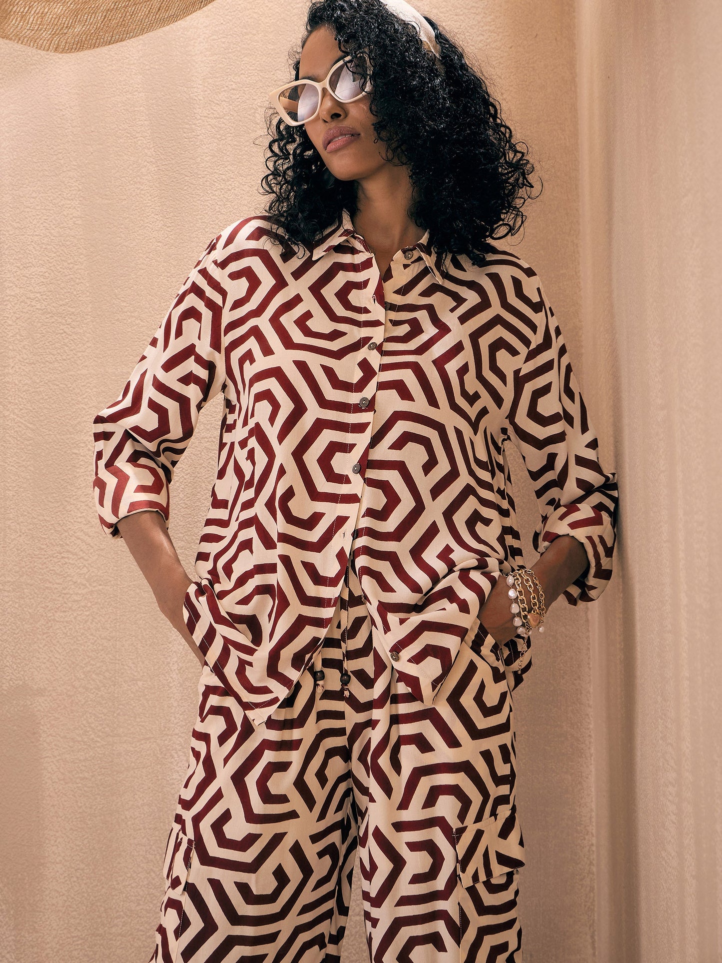 Maroon Geometric Shirt With Ruched Hem Pants