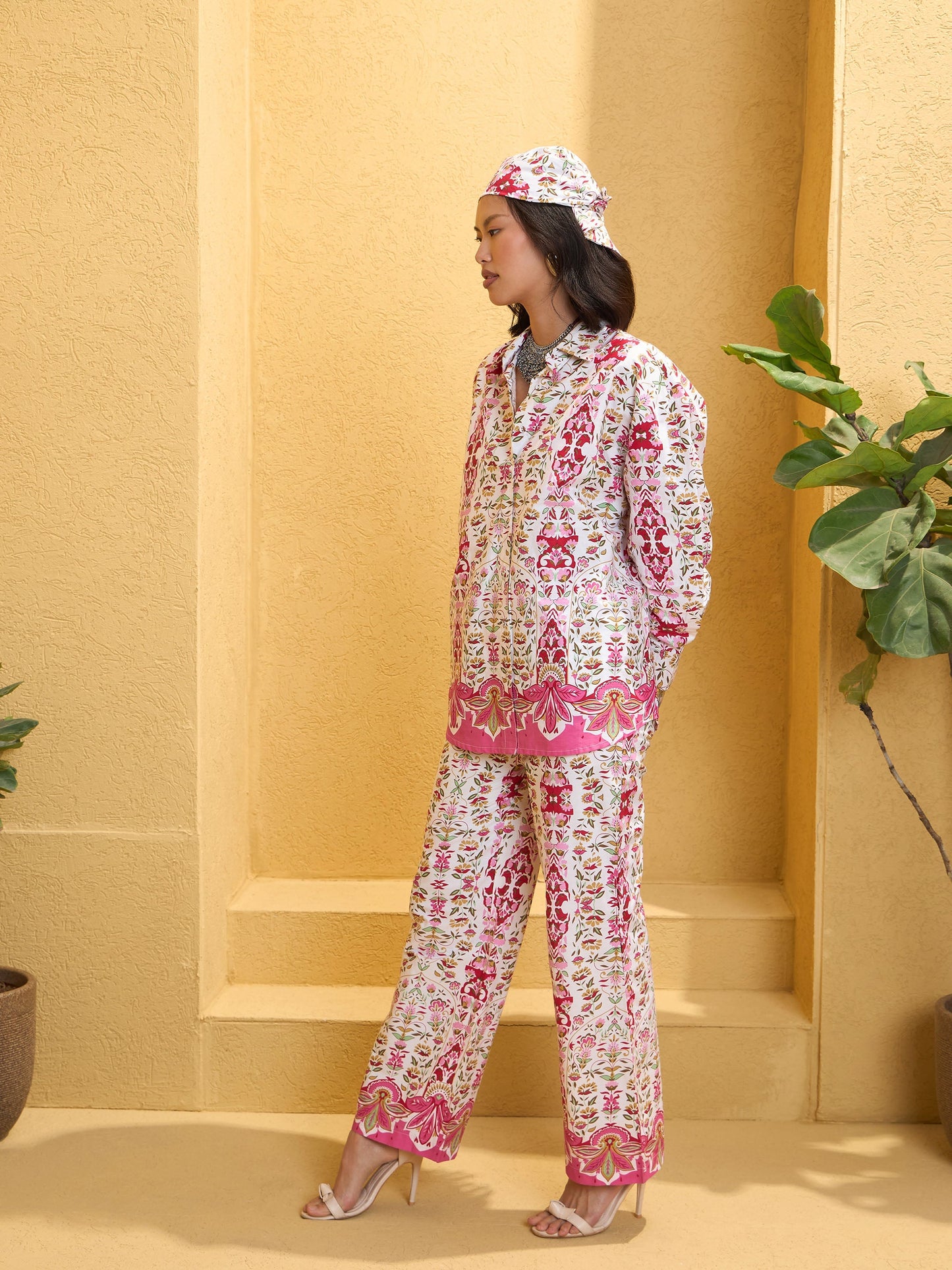 Women Pink & White Floral Shirt With Pants