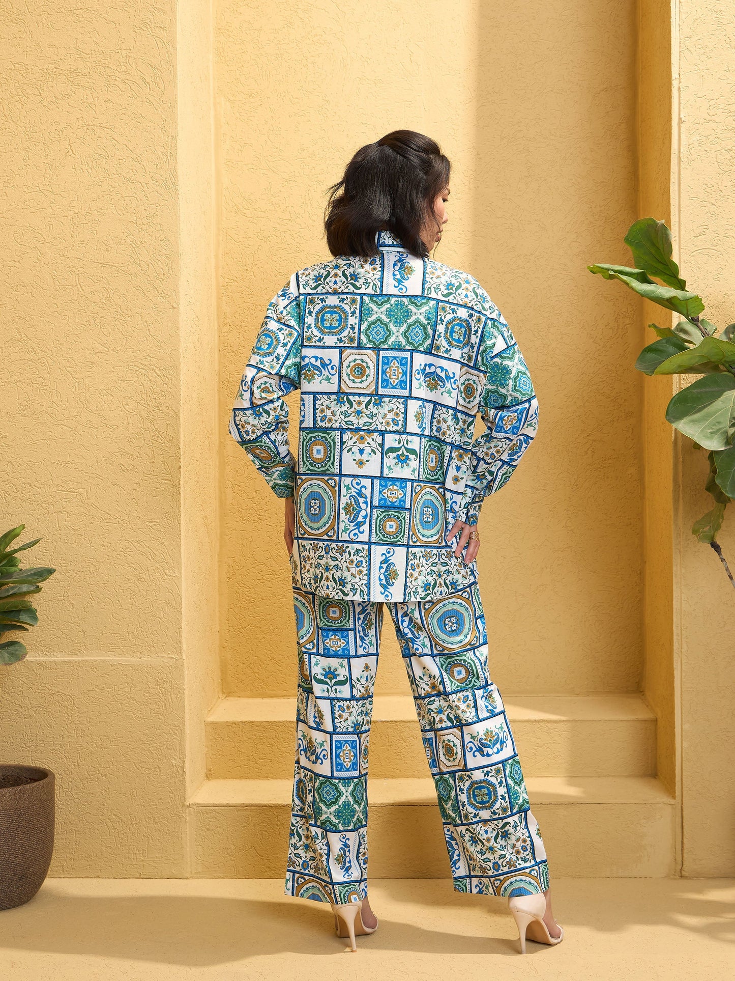 Blue & White Cambric Floral Shirt With Pants