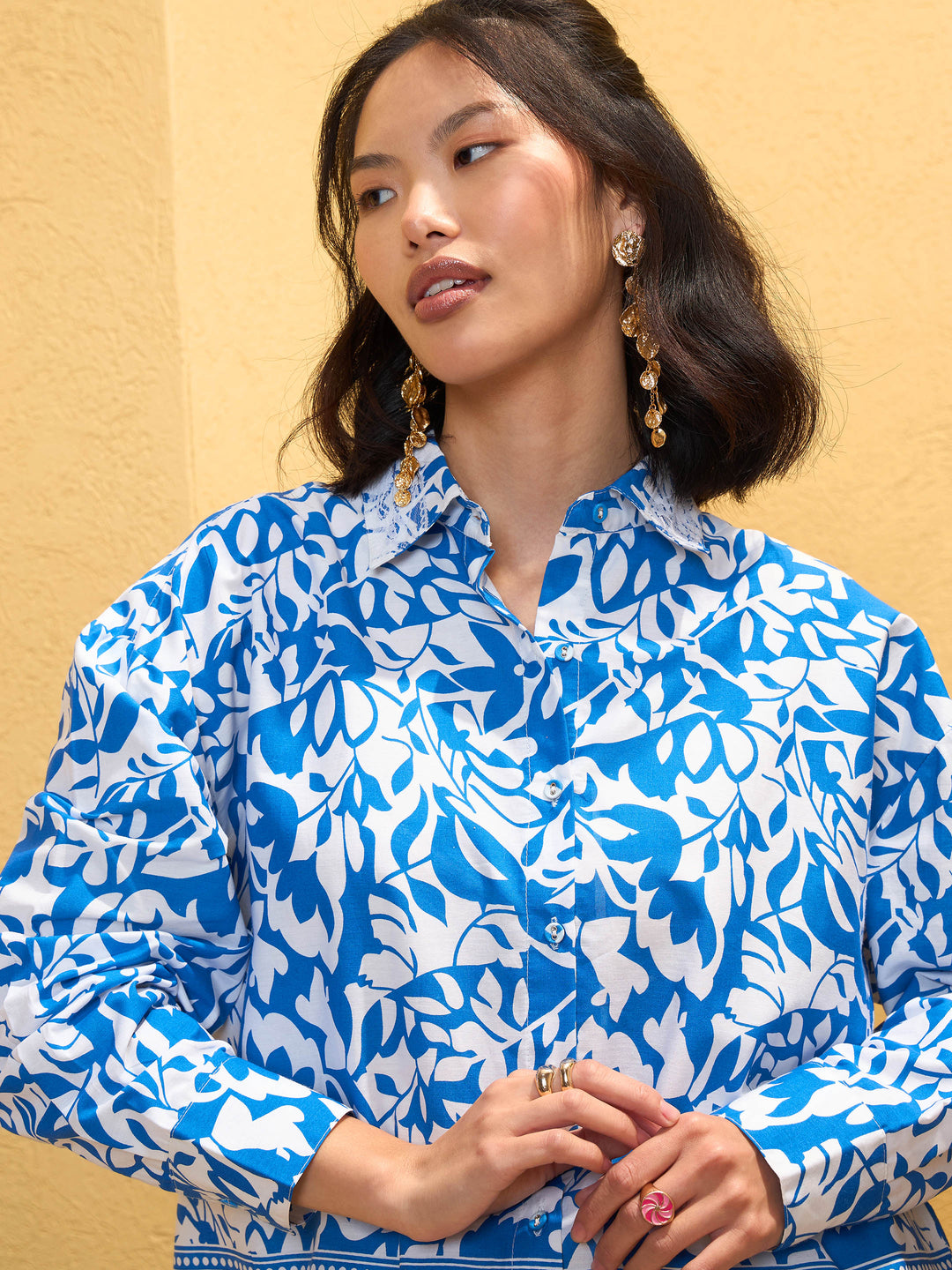 Women Blue &amp; White Poplin Floral Shirt With Pants