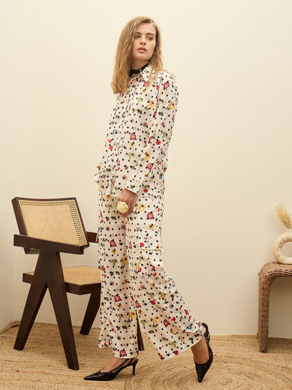 Women Beige Floral Oversize Shirt With Cargo Pocket Pants