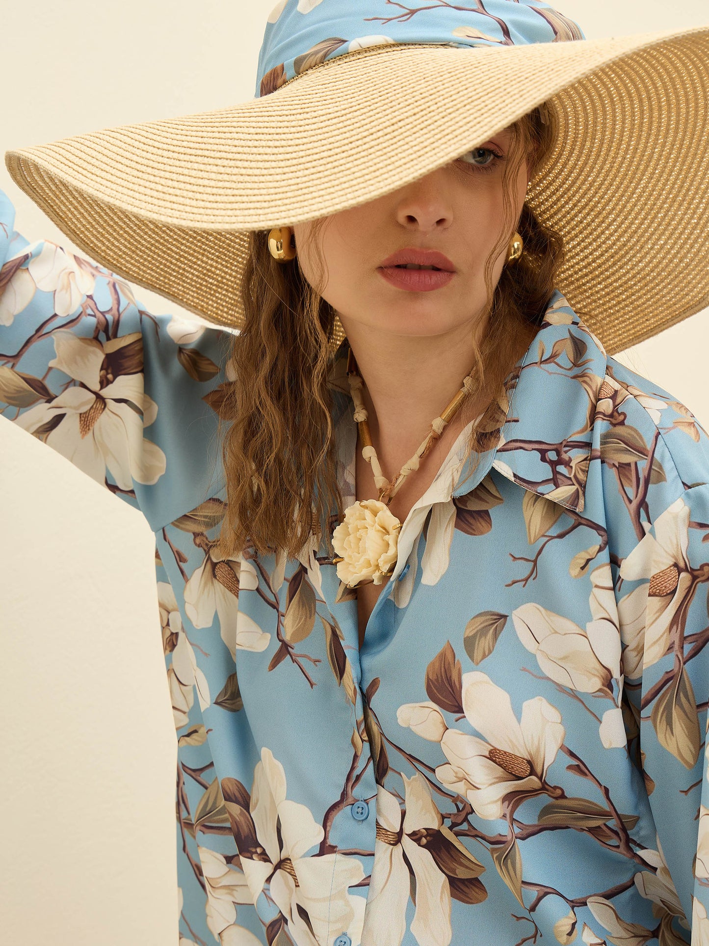 Women Blue Floral Oversize Shirt With Cargo Pocket Pants