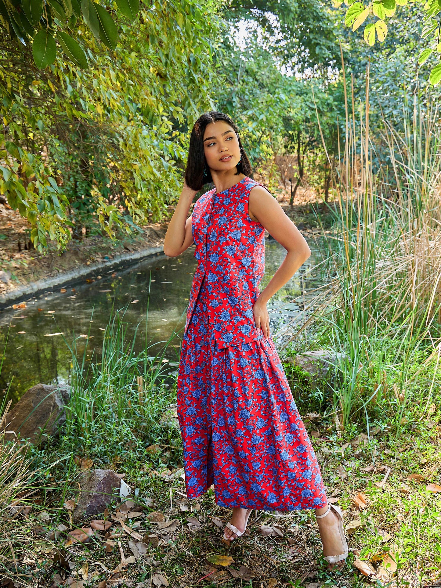 Women Red & Blue Floral Vest Top With Gathered Skirt