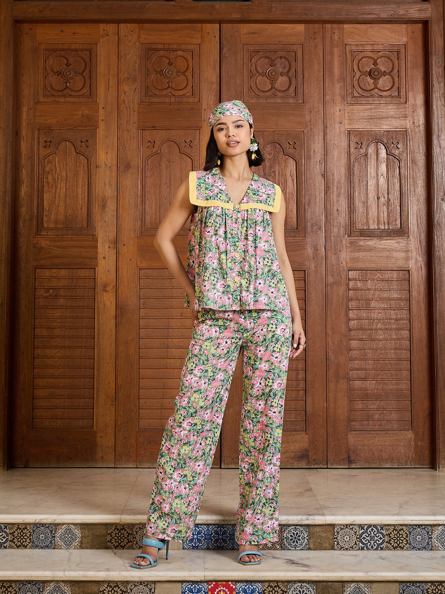 Women Green Floral V Neck Peplum Top With Pants