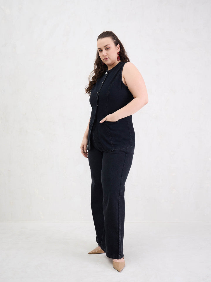 Black Denim Sleeveless Top With Jeans-SASSAFRAS Curve