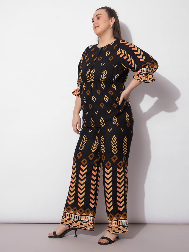 Black Geometric Peplum Top With Pants-SASSAFRAS Curve