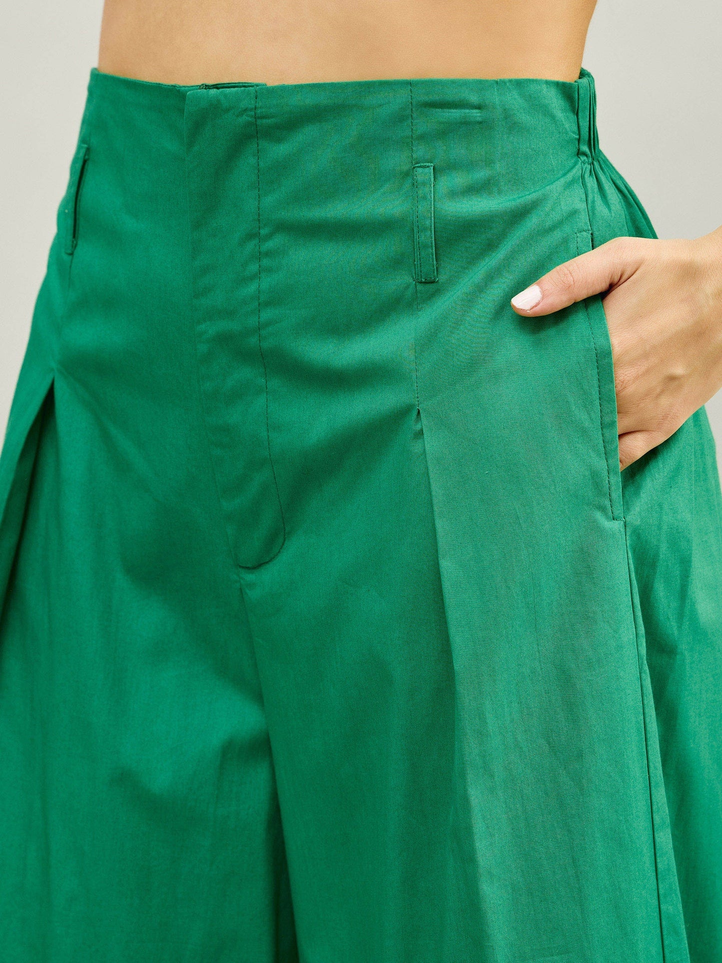 Women Green Poplin Peterpan Collar Top With Flared Pants