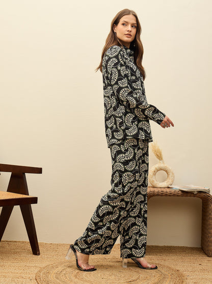 Women Black Printed Oversize Shirt With Box Pocket Pants