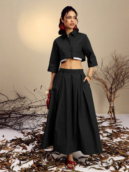 Black Poplin Crop Shirt With Pleated Skirt