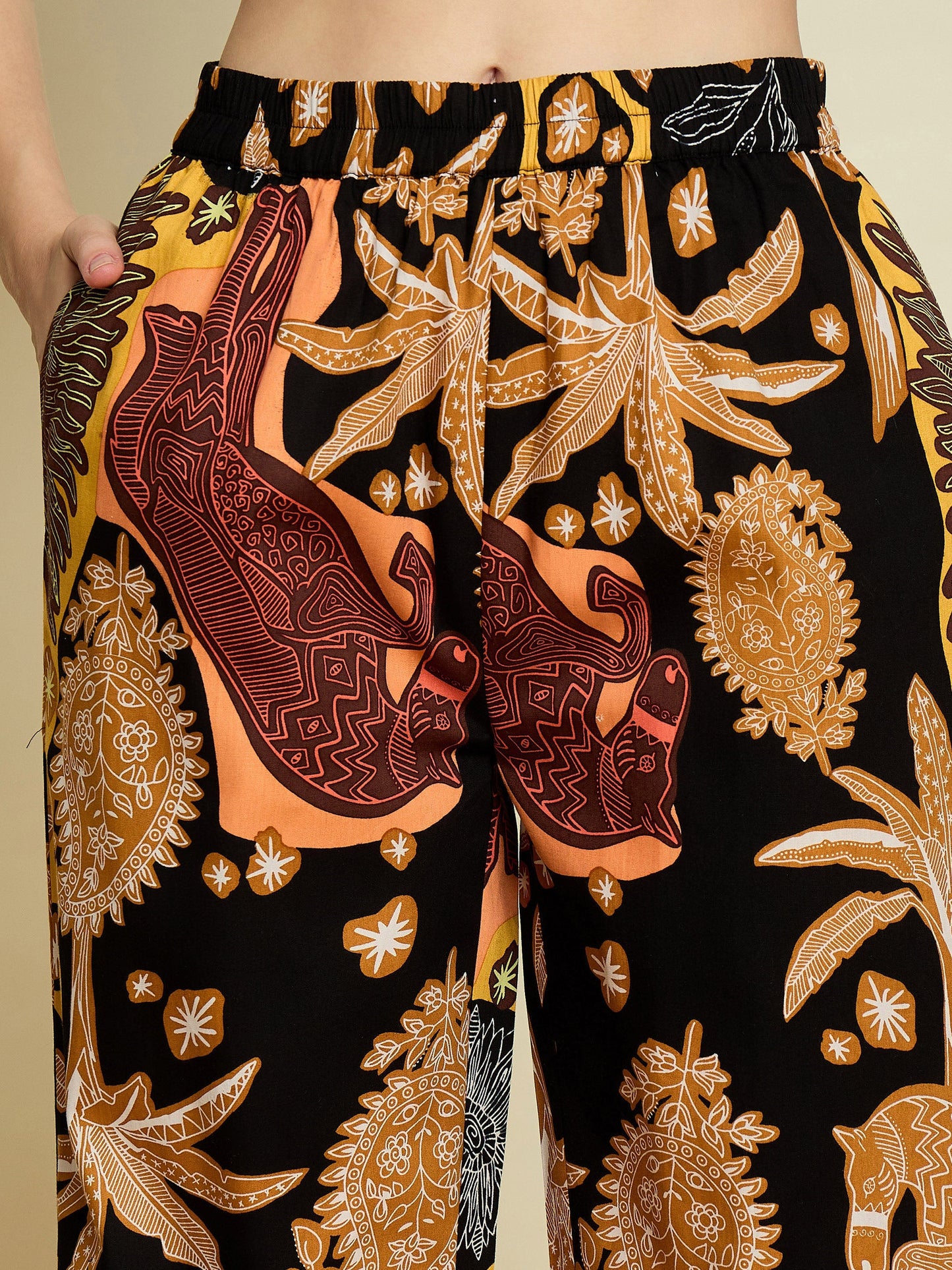 Women Black Boho Printed Shirt With Straight Pants