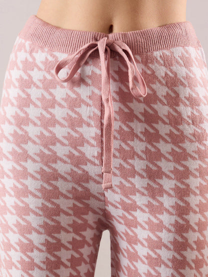 Women Pink & White Houndstooth V-Neck Sweater With Joggers