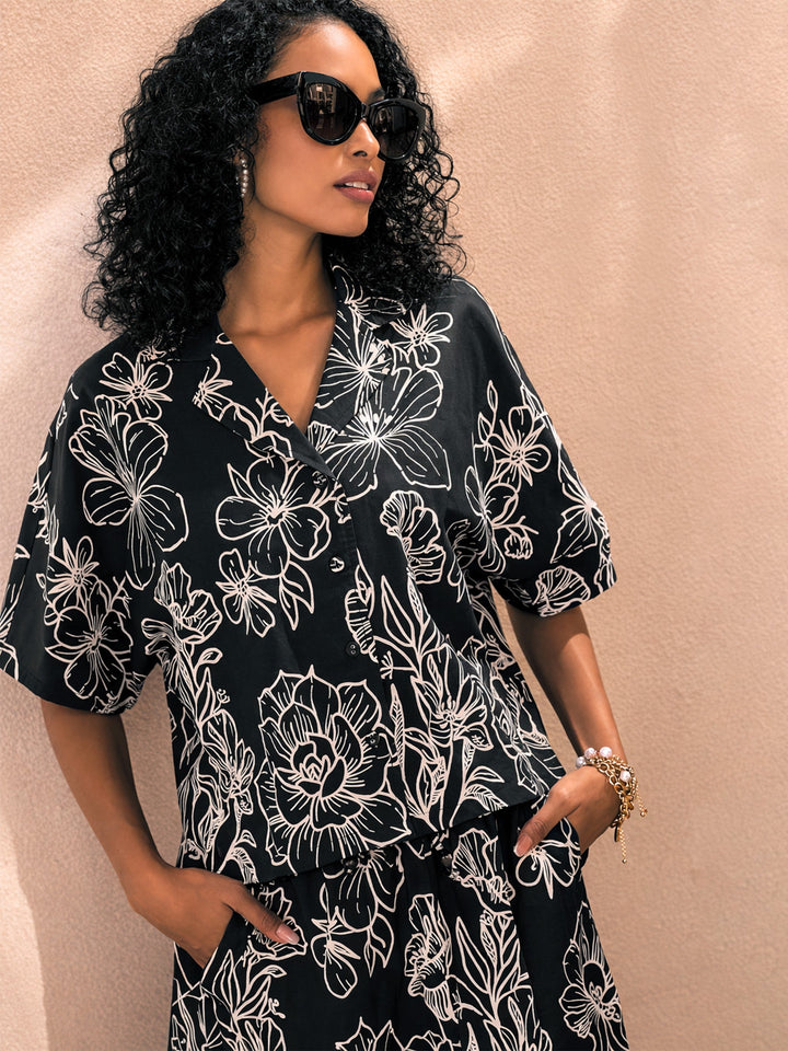 Women Black Poplin Floral Notch Collar Shirt With Shorts