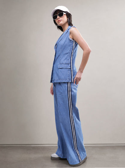Women Blue Denim Sleeveless Blazer With Wide Leg Jeans