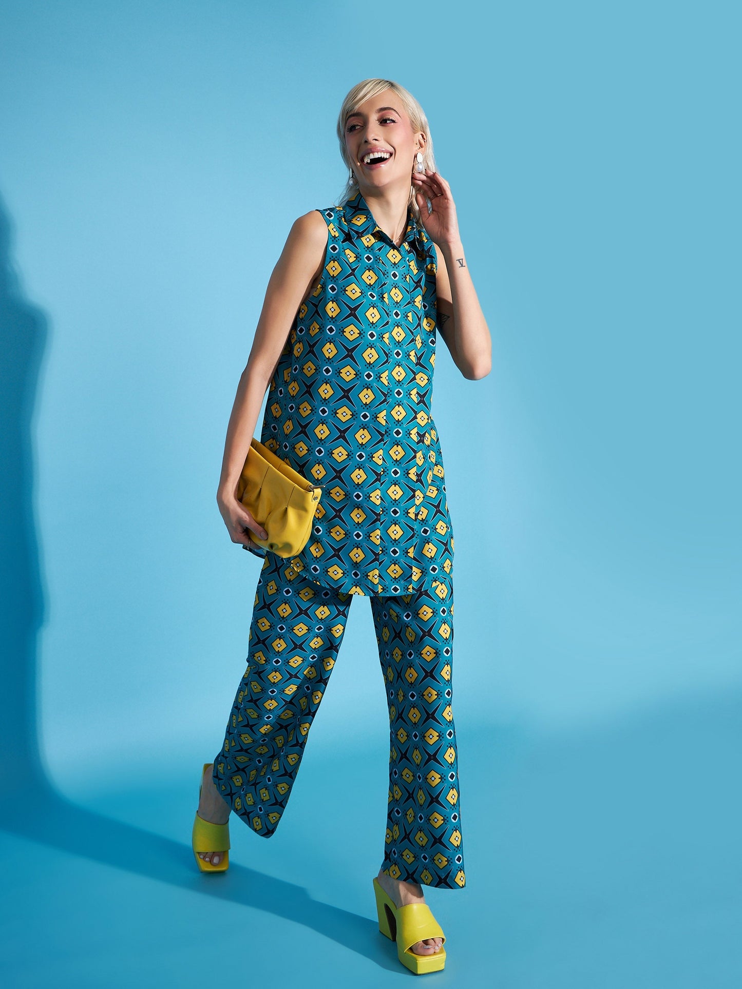 Teal Blue Printed Sleeveless Top With Straight Pants