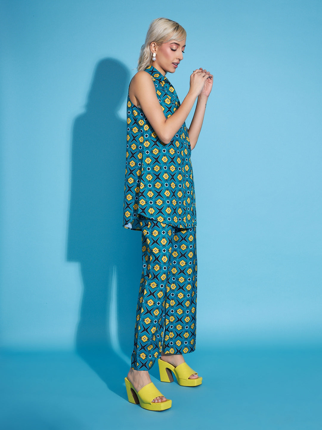 Teal Blue Printed Sleeveless Top With Straight Pants